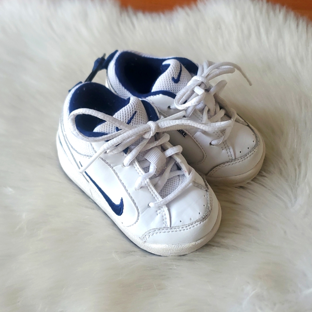 Nike Little Pico III Toddlers White & Blue Sneakers  4C Wide